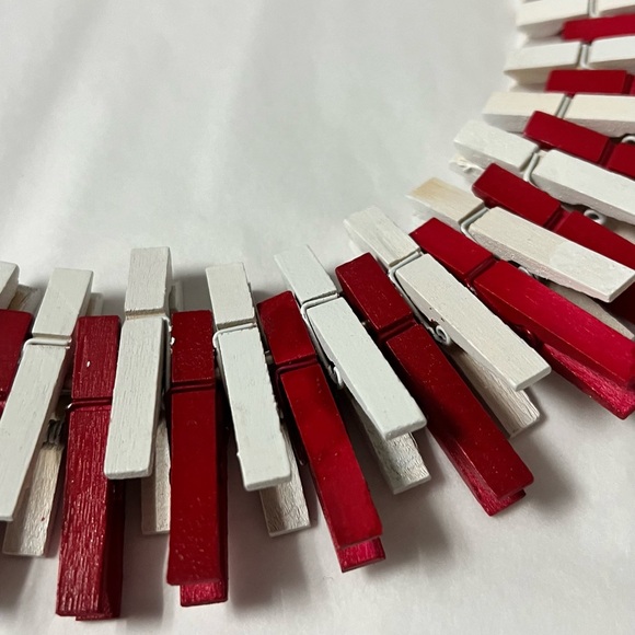 4th of July Cloth line wreath, red white and blue - Picture 4 of 5